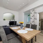 Filip 2 Apartament *