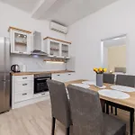 Apartament Filip 2 Crikvenica