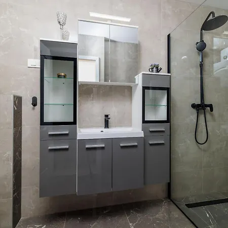 Filip 2 * ツリクヴェニツァ