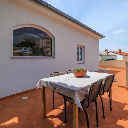 Filip 2 Apartamento