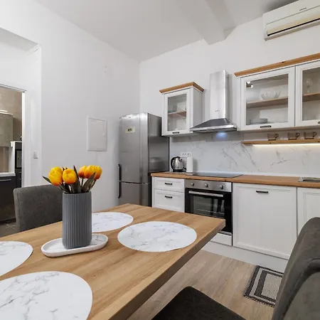 Filip 2 Apartment Crikvenica