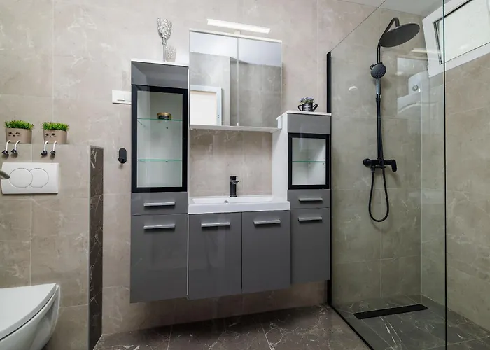 Filip 2 * Crikvenica